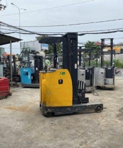 Komatsu Reach Truck