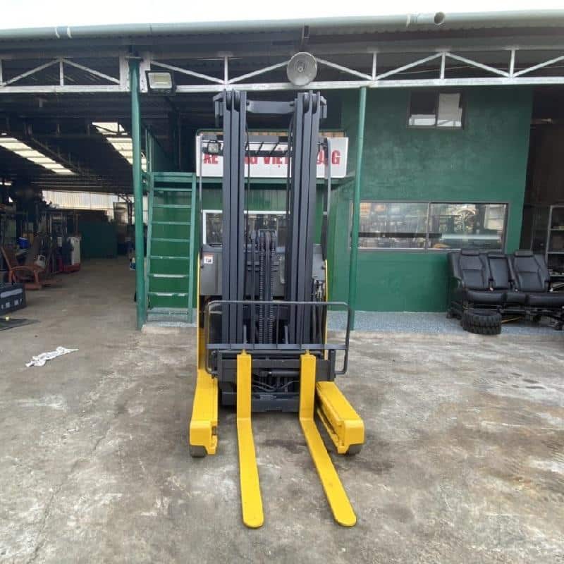 Xe nâng điện đứng lái 1.5 tấn