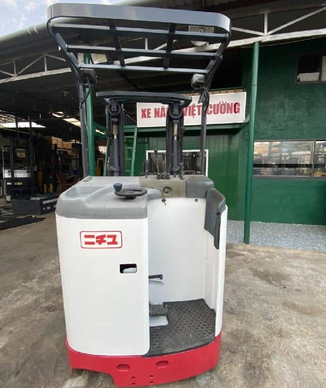 Xe nâng điện đứng lái cũ nichiyu