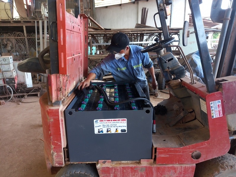 Ắc quy xe nâng tại Long An