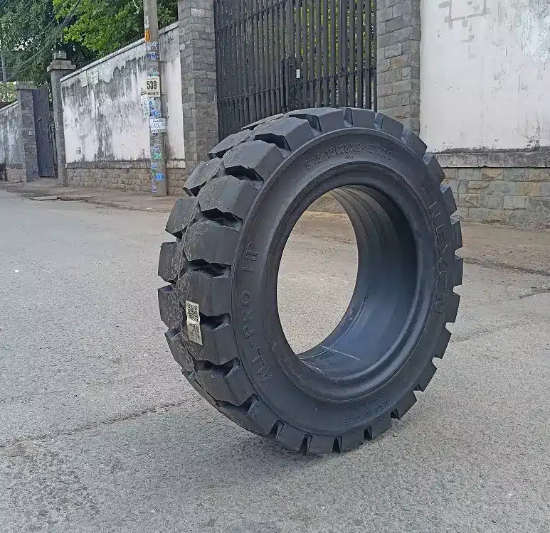 Lốp xe nâng tại Trà Vinh