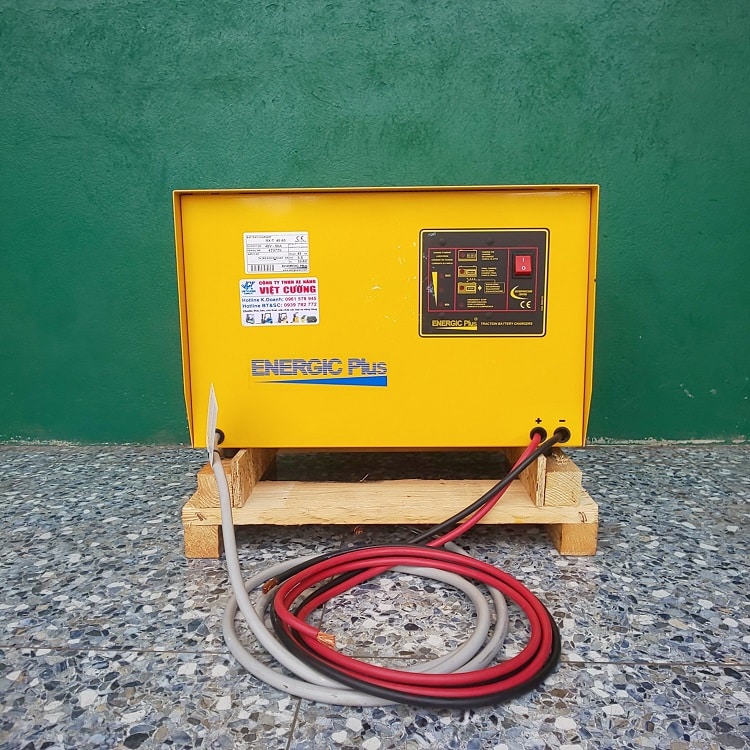 Máy sạc bình điện tại khu công nghiệp Ô Môn