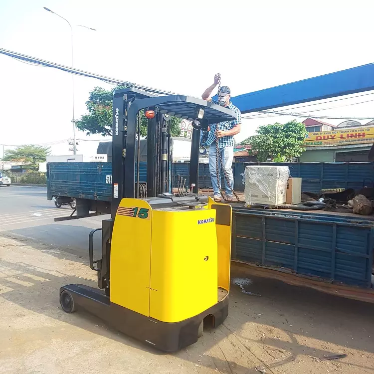 Thuê xe nâng tại Bình Dương giá rẻ