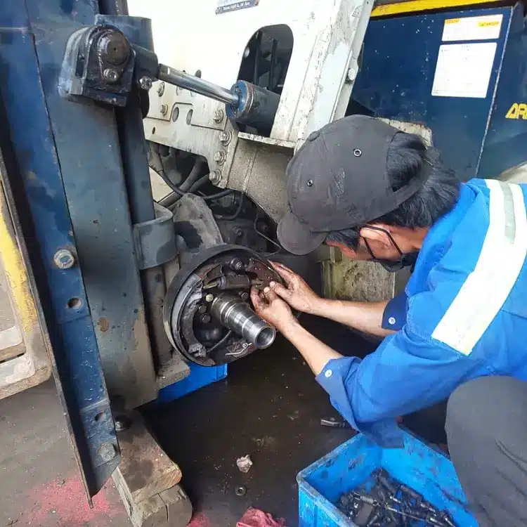 Sửa xe nâng