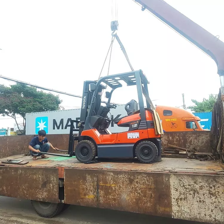 xe nâng điện cũ
