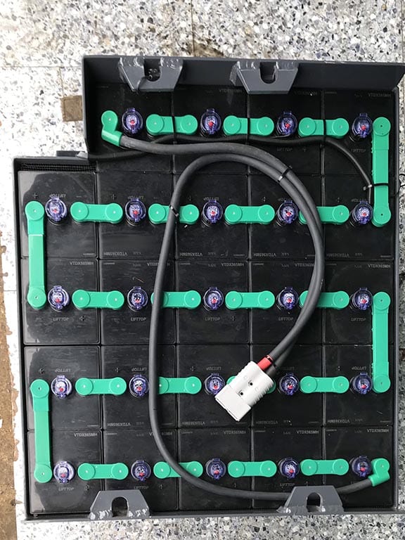 24 hộc bình điện 48v-565ah