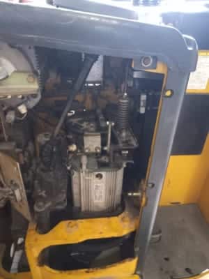 Sua xe nang Komatsu