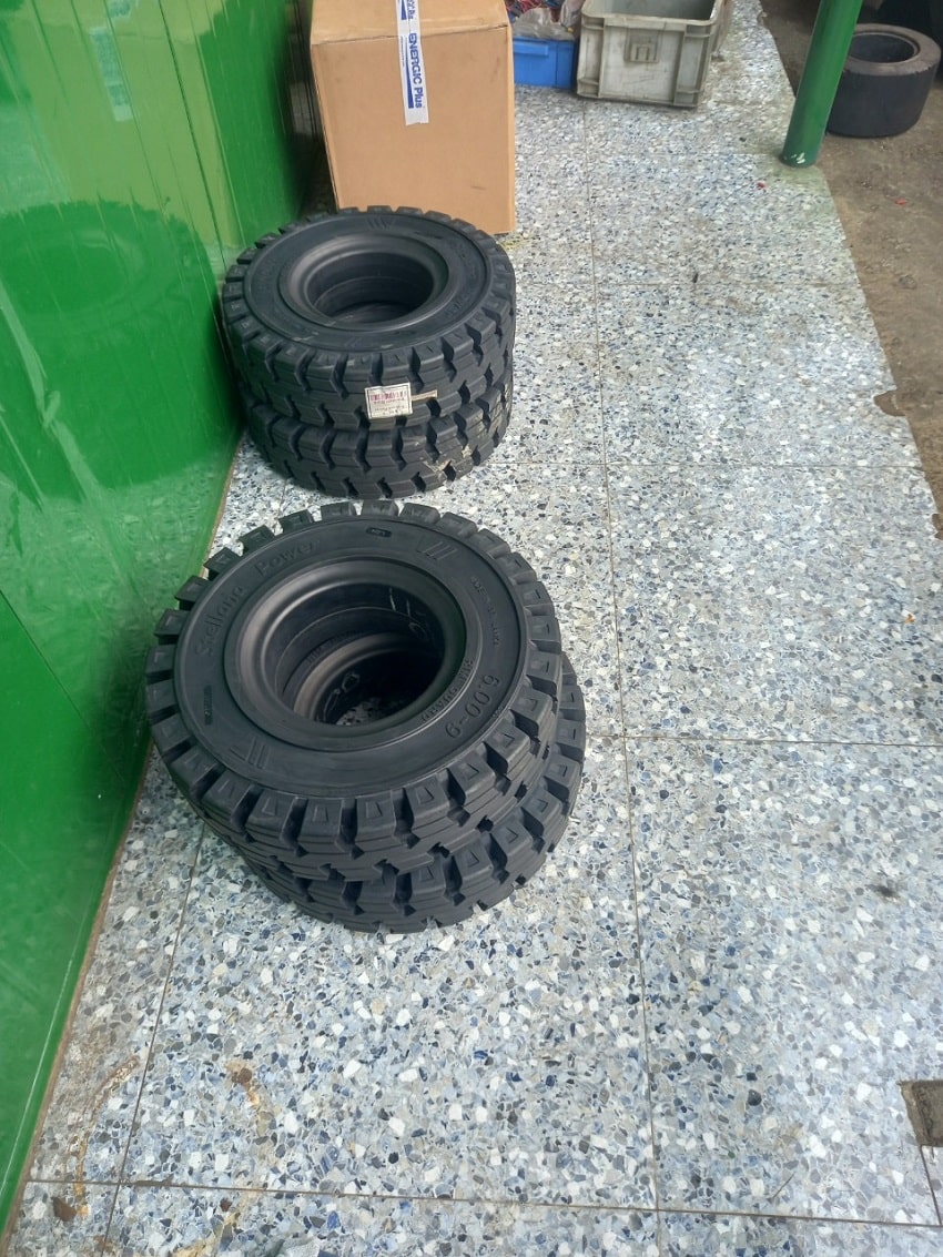 Vỏ đặt xe nâng Stellana Power