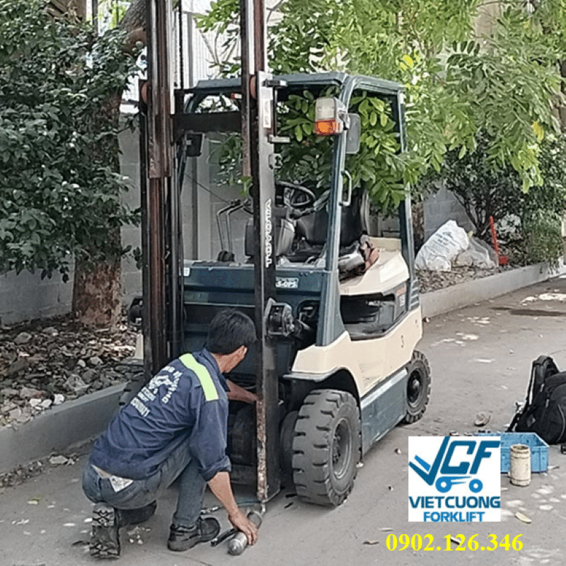 Dịch vụ sửa xe nâng Hậu Giang chuyên nghiệp, tận tình.