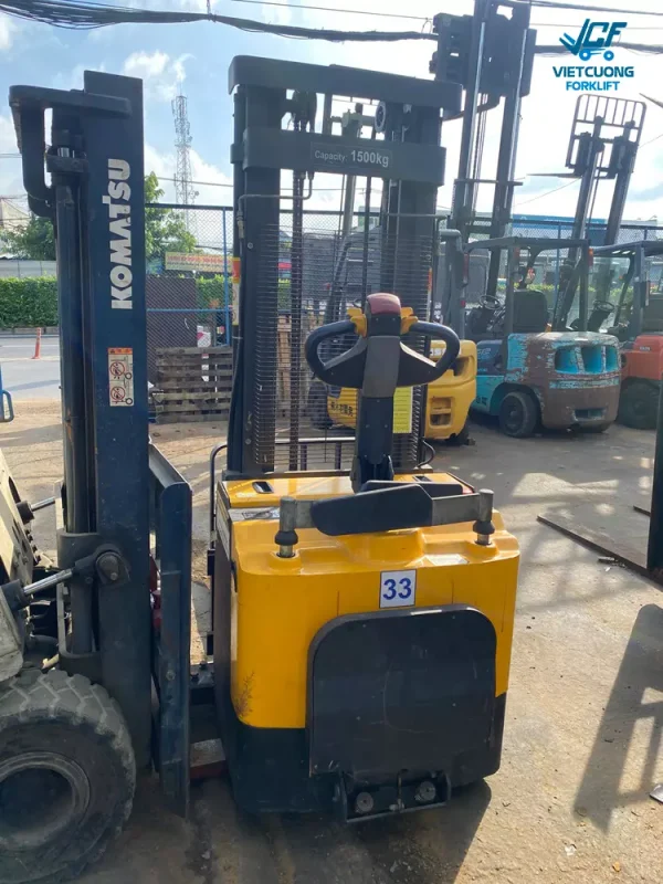 Xe nâng pallet 1.5 tấn